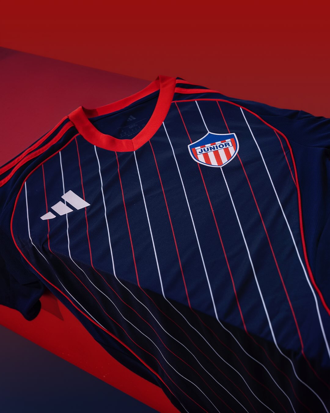 UNIFORME AWAY JUNIOR 2026