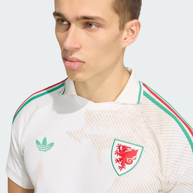 UNIFORME PAÍS DE GALES AWAY 26/27
