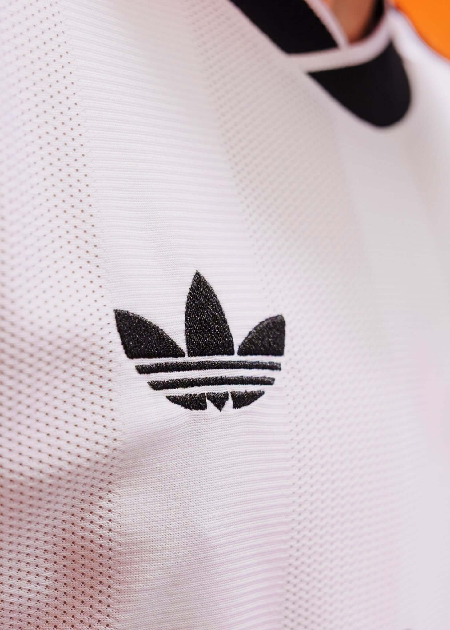 UNIFORME FRANKFURT AWAY 26/27