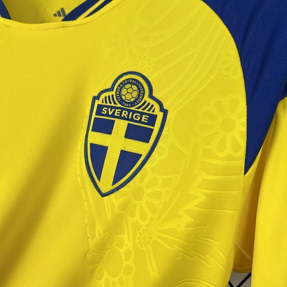 UNIFORME SUECIA HOME 2026