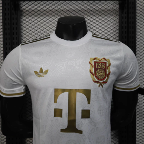 UNIFORME BAYERN 125 ANOS WHITE