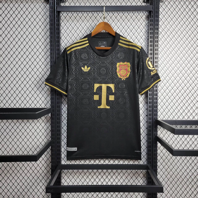 UNIFORME BAYERN 125 ANOS BLACK